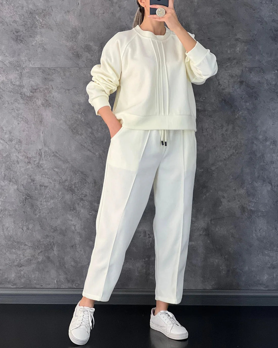 Ch # 381 Chakoor Winter Fleece Co-ords: Stylish Black 2-Piece Set with Cocoon Pants and Sweatshirt