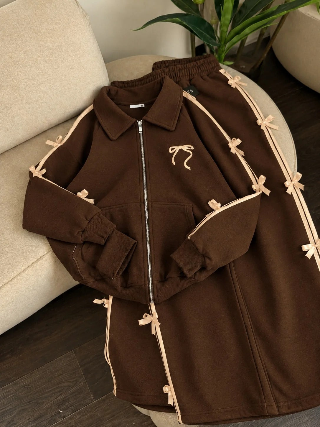 CH - 6146 |Chakoor| Coquette Bow Fleece Tracksuit